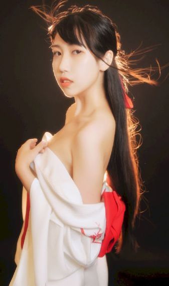 男狂揉女胸60分钟视频_国产剧完整视频观看
